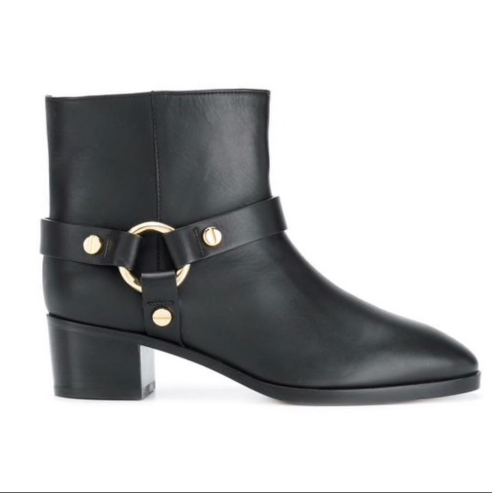 🔹Stuart Weitzman Moto Bootie